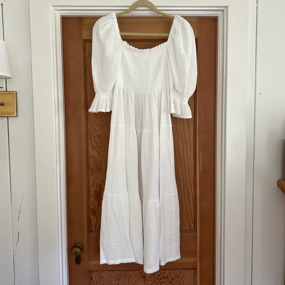 Elegant White Midi Dress
